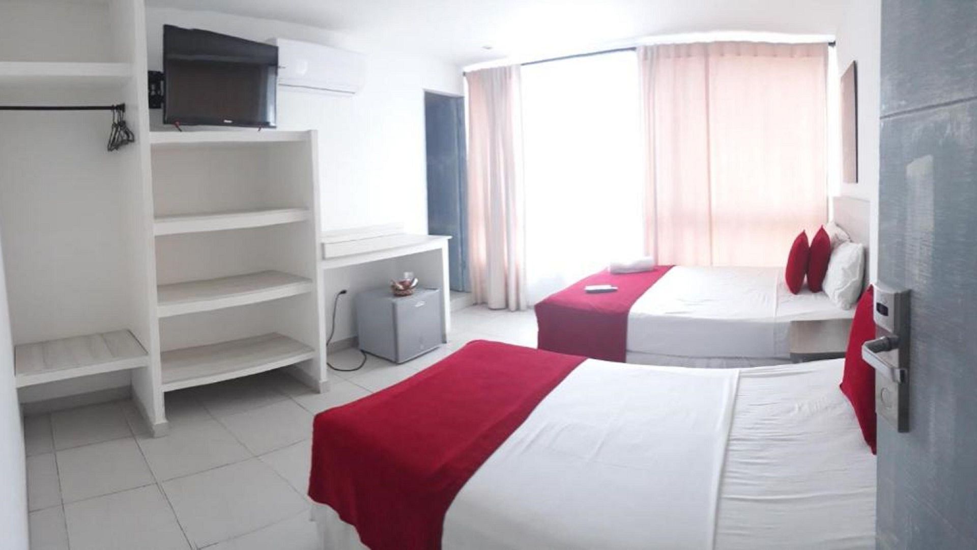 Mintaka + Lounge Cartagena