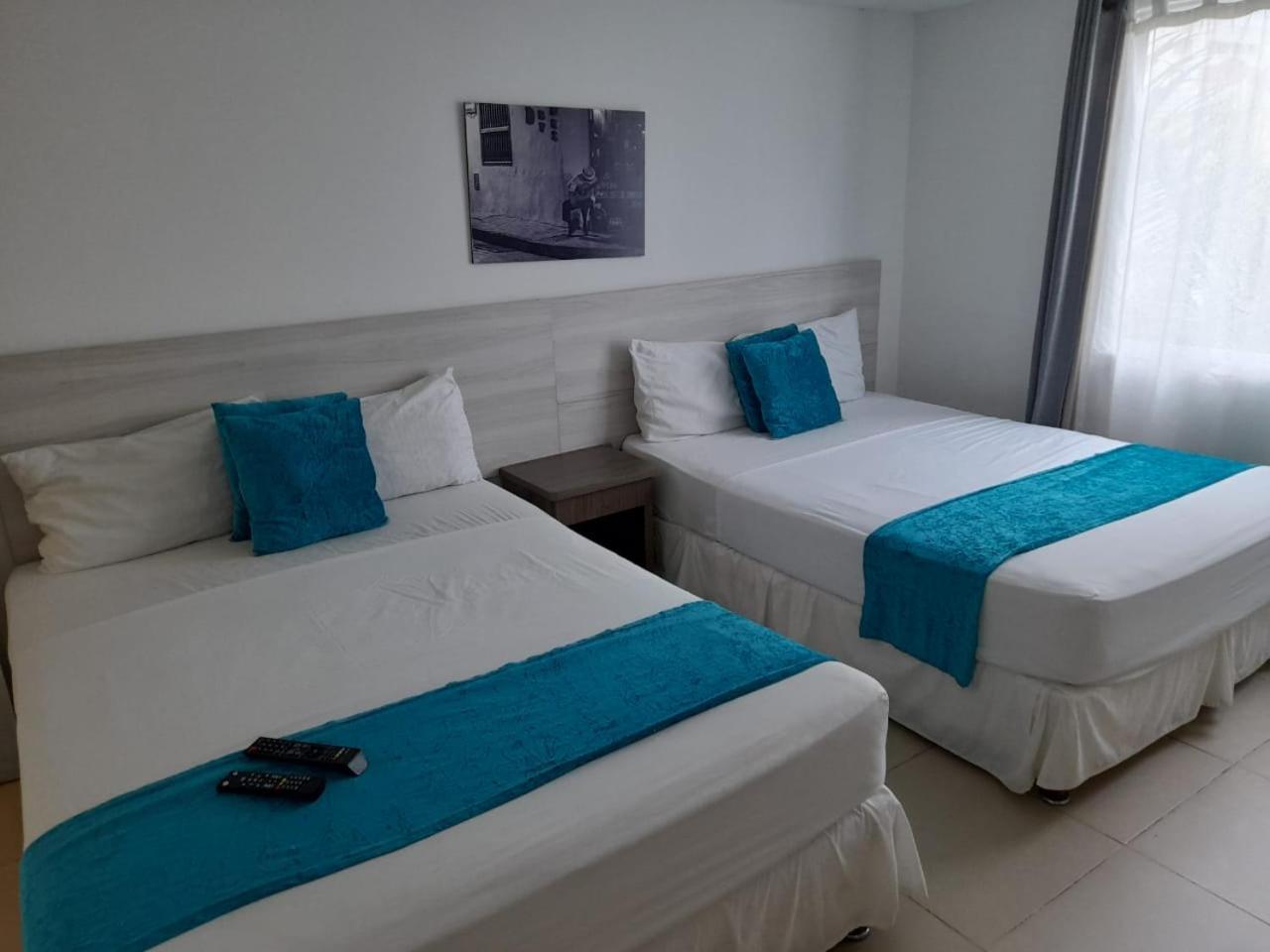 Hotel Mintaka + Lounge 3*